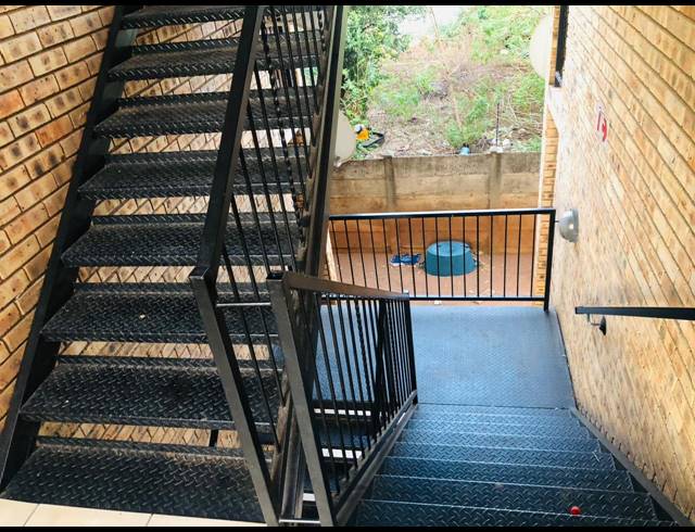 2 BEDROOM APARTMENT FOR SALE IN RUSTENBURG CENTRAL